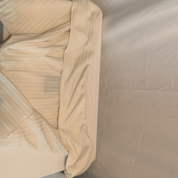 Fashion nova off shoulder cream off white ribbed bodysuit, 3/4 sleeves NWT 2XL - Picture 13 of 15